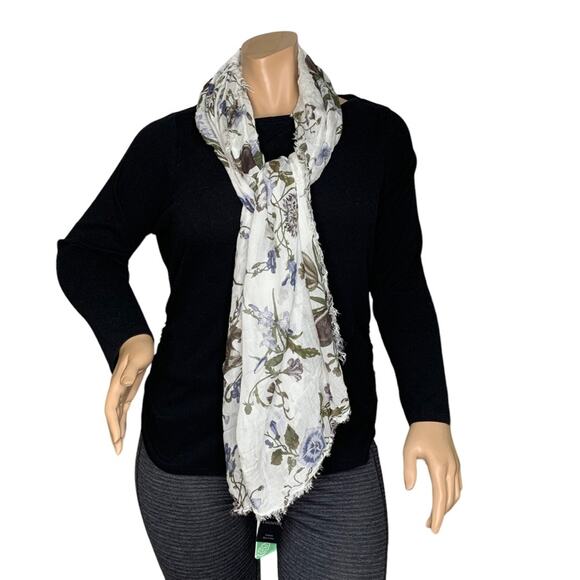 Nardi & Tagliaferri NWT Scarf Floral Print 70" X 35" Made in Italy - Picture 1 of 10